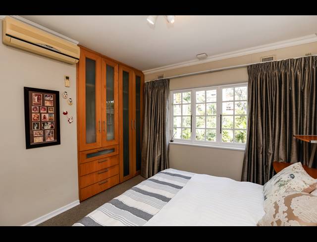 4 BEDROOM HOUSE FOR SALE IN LA LUCIA